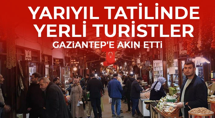 Turistler hem alışveriş yaptı hem de hem de tarihi mekanları gezdi