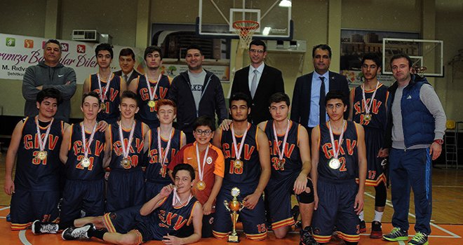 Basketbol da Namağlup Şampiyon Gaziantep Kolej Vakfı Liseleri