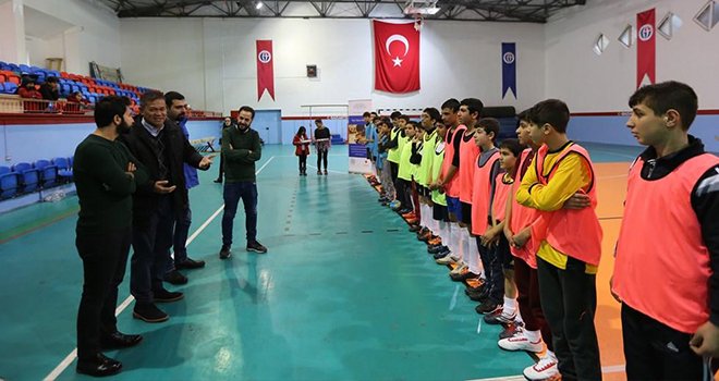 Büyükşehir'den öğrencilere “Kardeşlik Turnuvası”