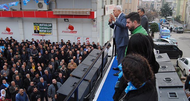 Celal Doğan'dan Miting Gibi Açılış