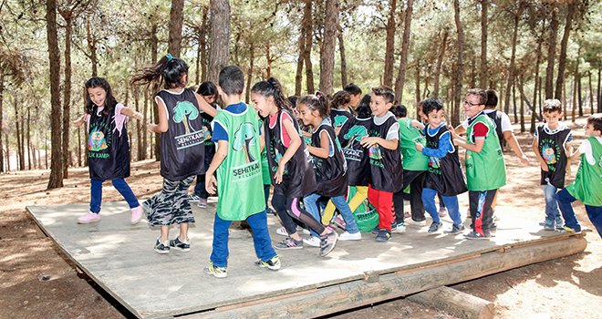 Doğayla buluştular maceraya koştular 