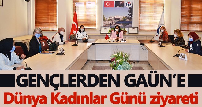 Gençlerden GAÜN’e Dünya Kadınlar Günü ziyareti