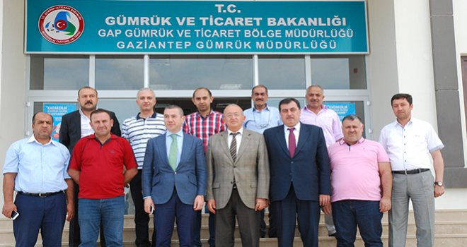 GTO Başkanı Bartık ve uluslararası nakliyecilerinden Gümrük Müdürü’ne ziyaret