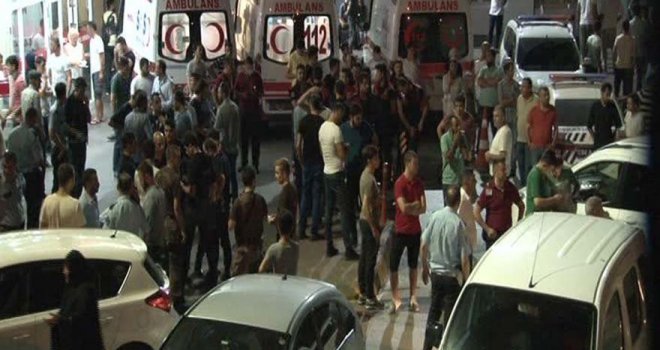 Emniyetin içinde polise bıçakla saldırı: 1 şehit