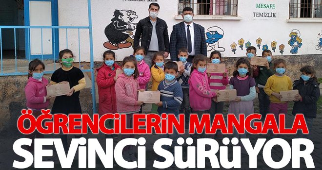 Öğrencilerin mangala sevinci sürüyor