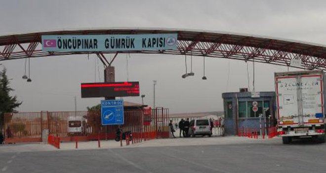 Öncüpınar Sınır Kapısı yeniden açıldı