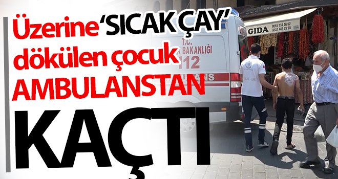 Sağlık ekiplerinin güçlükle ikna ettiği çocuk yeniden ambulansa alındı