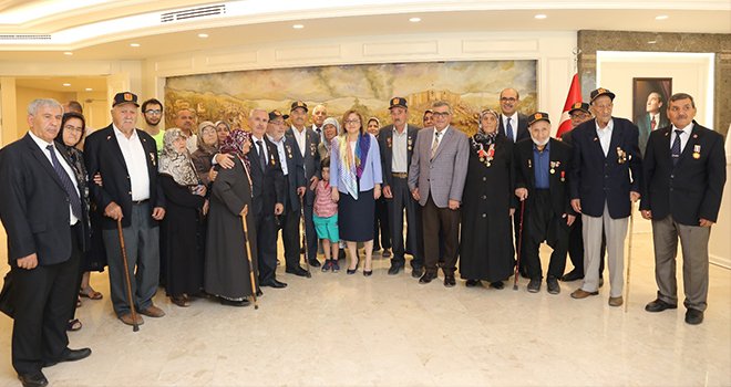 Şahin, Kore gazilerini unutmadı