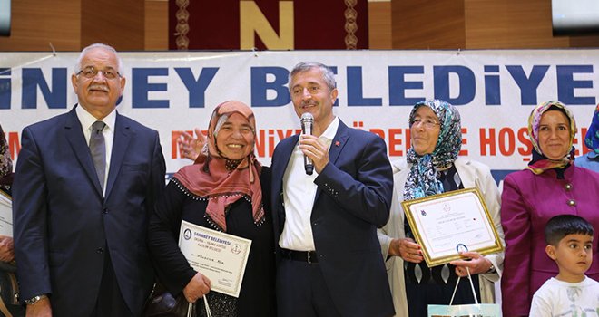 Şahinbey'de 15 bine yakın kişi okur-yazar oldu