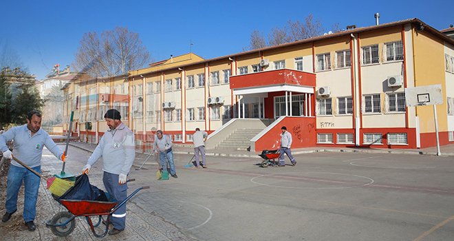 Şehitkamil'de okullarda temizlik seferberliği