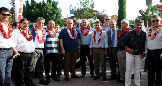 Antalya Çiçek Açtı