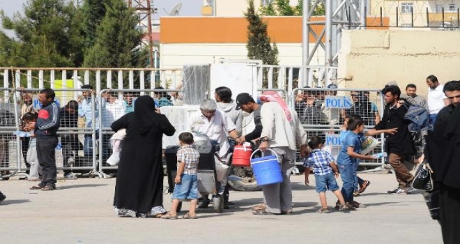 300 Suriyeli Ülkesine Döndü