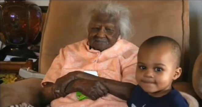 Dünyanın En Yaşlı Kadını 116. Doğum Gününü Kutladı