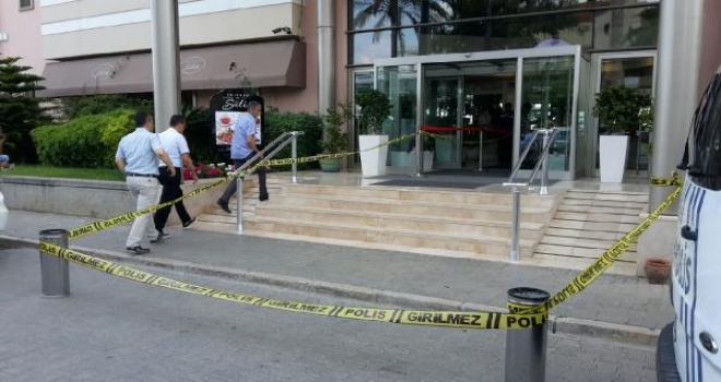 Adanada Chp Adayı Silahlı Saldırıda Yaralandı (2) - Yeniden