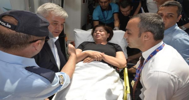 Adanada Chp Adayı Silahlı Saldırıda Yaralandı - Ek Fotoğraflar