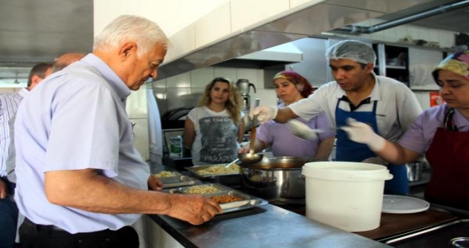 Hdpli Fırat: Erdoğan, Türkiyeyi Savaşa Sokacak Kadar Kendinden Geçmiş Bir Halde