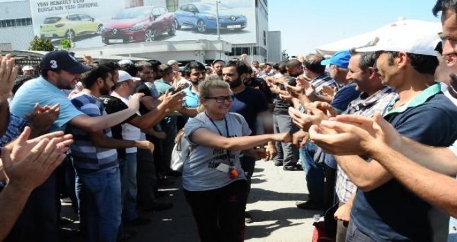 Renaultta 6 Saat Süren Toplantıdan Yine Sonuç Çıkmadı - Ek Fotoğraflar