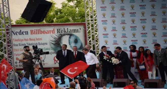 Başbakan Davutoğlu: Ak Parti Hz. Nuhun Gemisi Gibidir - Ek Fotoğraflar