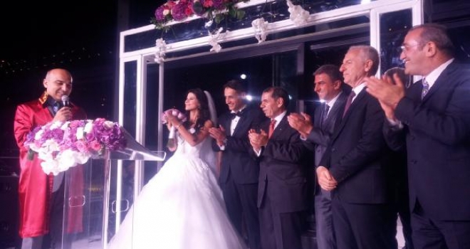 Galatasaray Futbol Takımının Doktoru İnce, Dünya Evine Girdi