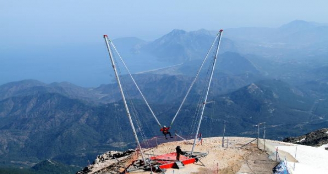 Tahtalı Dağında Bungy Catapult Çılgınlığı