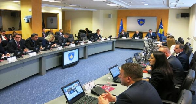 Kosova Hükümeti, Kosova Ordusunun Kurulması İçin Anayasal Değişliklere Onay Verdi