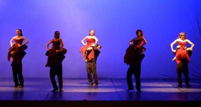 Mdob, Çeşmebaşı Ve Boleronun Prömiyerini Yapacak