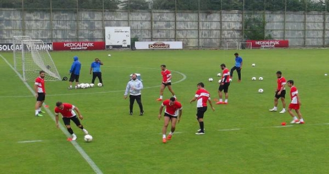 Gaziantepspor, Balıkesirspor Deplasmanına Hazırlanıyor