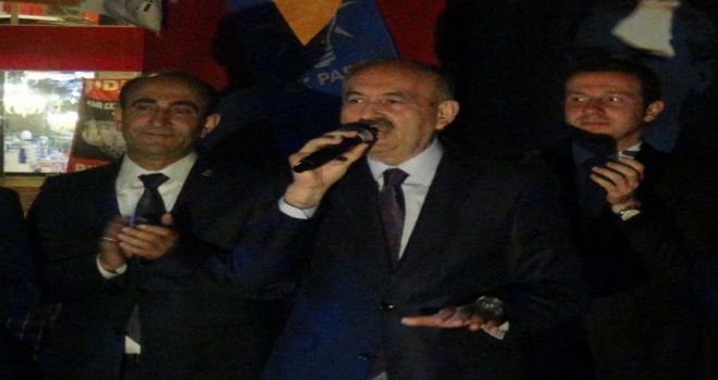 Müezzinoğlundan Nokta Mitingi 