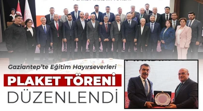 Sarı Ailesi’ne Nizip’e Kazandırdıkları Anadolu Lisesi İçin Plaket Takdim Edildi