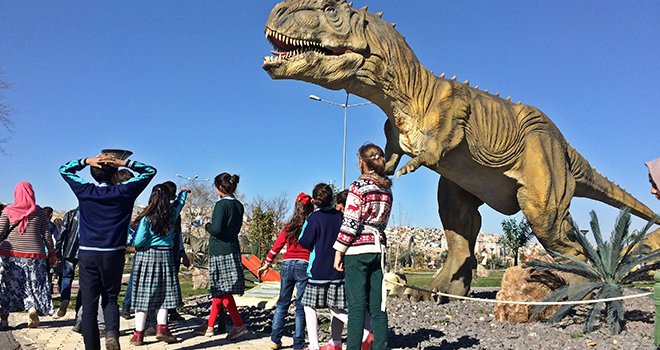 Bayramlı'da çocuklarımız gülsün diye