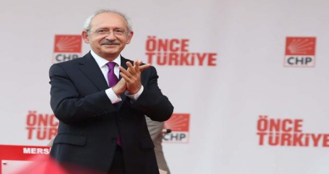 CHP İLK SEÇİM MİTİNGİNİ MERSİN'DE YAPTI