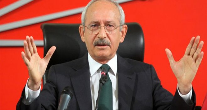 CHP'DE O KADAR KARAKTERSİZ YOKTUR