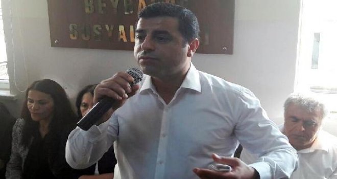 Demirtaş Gaziantep'te: Barbarlıklara teslim olmayacağız