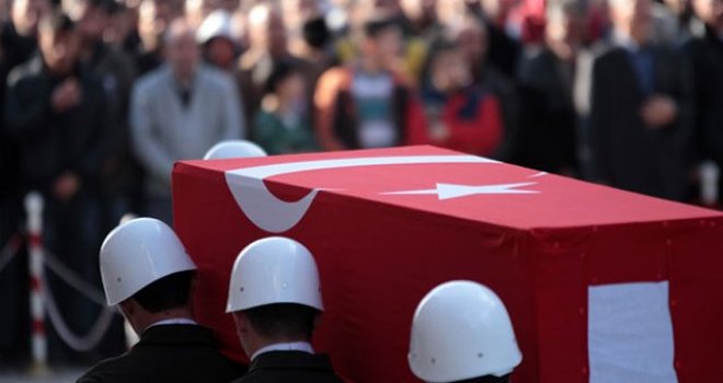 Diyarbakır'da iki asker şehit oldu 