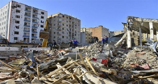 Diyarbakır'daki patlamada Şehit sayısı 3'e çıktı