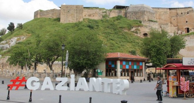 Gaziantep'te açık alan etkinlikleri yasağı 1 ay uzatıldı