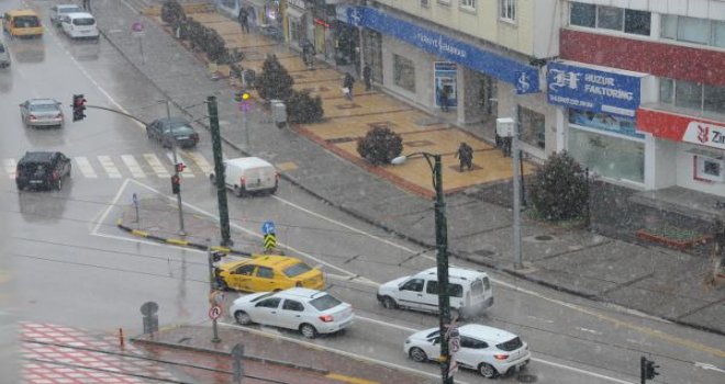 Gaziantep'te, kar yağışı etkili oldu