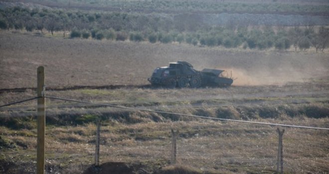 KARKAMIŞ SINIRINDA IŞİD ASKERE ATEŞ AÇTI