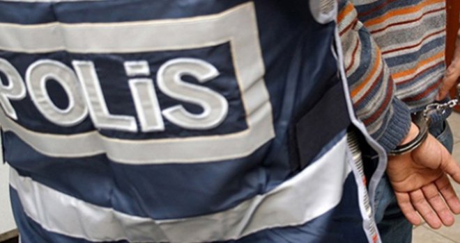 Kilis'te 3 IŞİD militanı yanlarında çocukla yakalandı