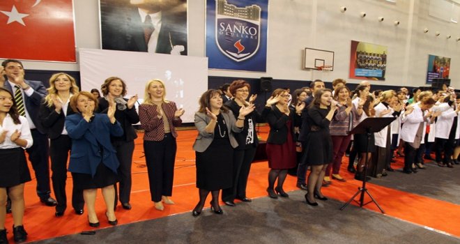 Özel Sanko Okulları’nda Öğretmenler Günü coşkusu