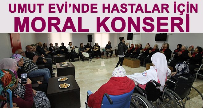 Palyatif bakım evi’nde yaşlılara konser