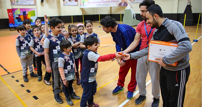 Şehitkamil'de miniklerin tatil keyfi