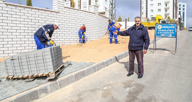 Güvenevler Mahallesi’ne Kaldırım Çalışması 