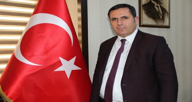 TİRYAKİOĞLU, 23 NİSAN'I KUTLADI